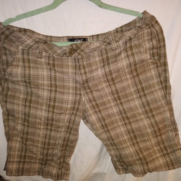 YMI sz 13 junior long shorts - Picture 1 of 3